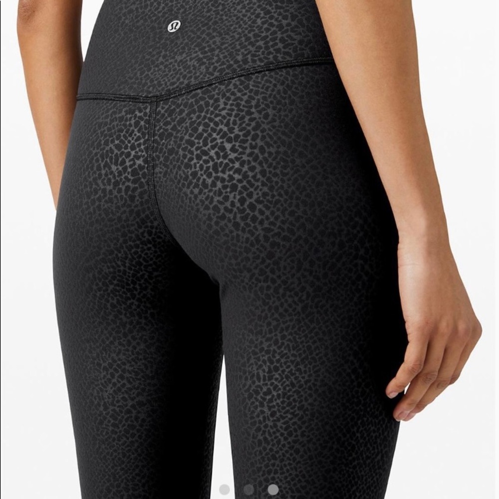 Lululemon Align black emboss printed leggings (size 2)